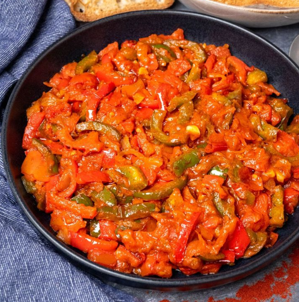 🍲 Lecsó – Hungarian Pepper Stew 🇭🇺 Capture d’écran 2025-05-03 204236
